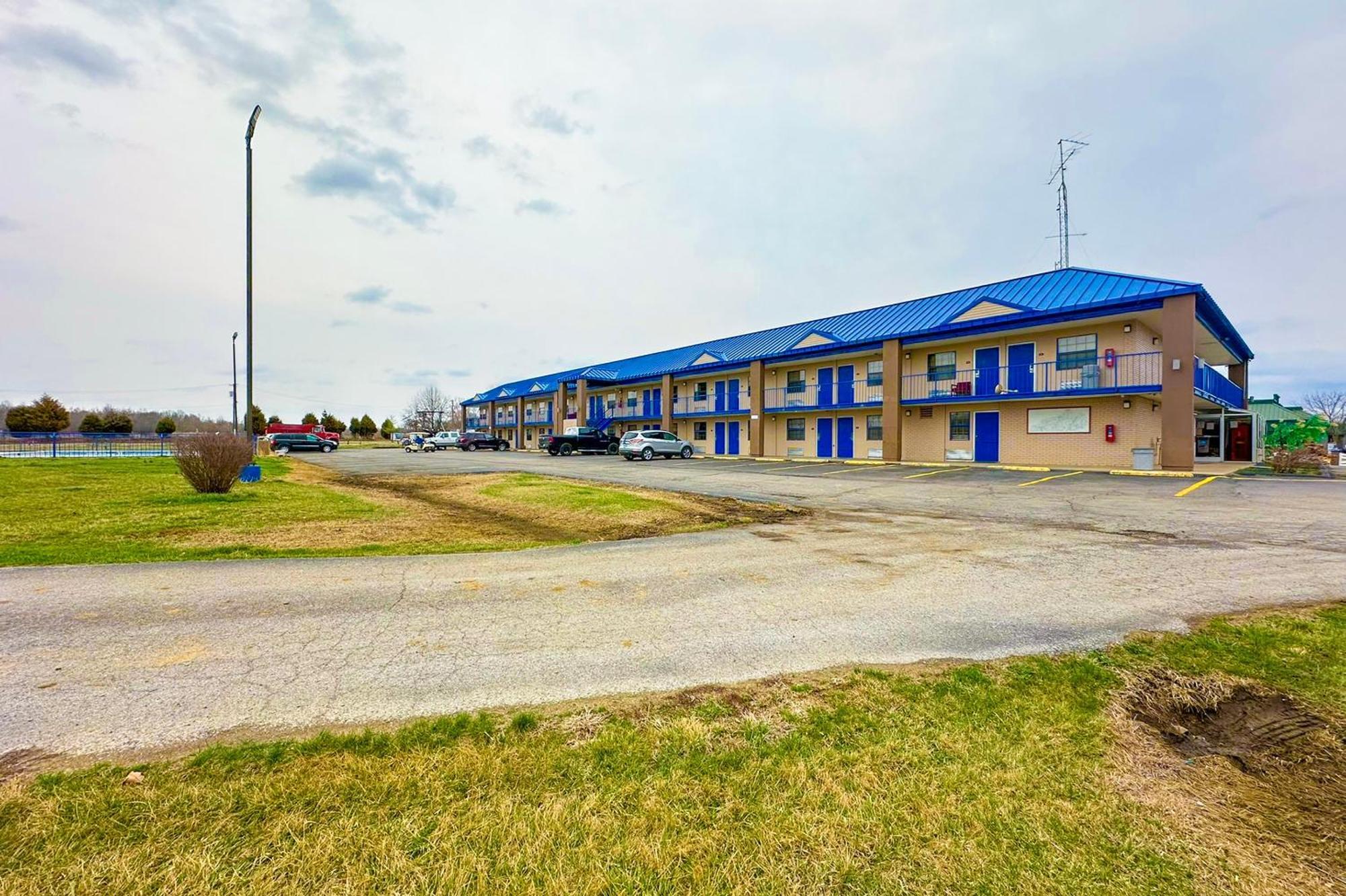 Happy Stay Inn Madisonville I-69 By Oyo Exterior foto